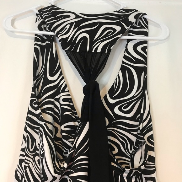 New Direction Sleeveless top - Picture 3 of 6